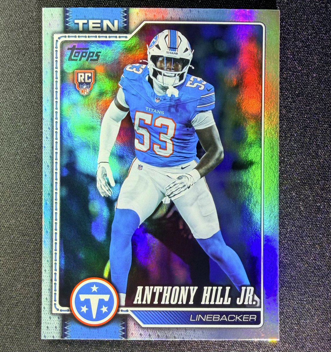 Vault_214's tweet photo. Anthony Hill Jr RC 🤘🏼

#VaultCard https://t.co/lFzH77OMVT