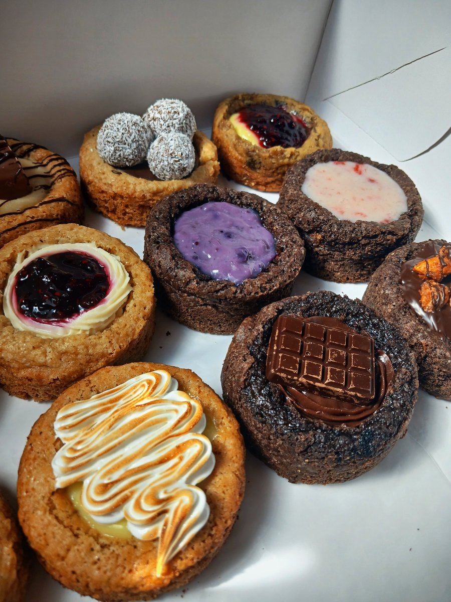 _____agustina_9's tweet photo. Acabo de hacer las cookies mas bellas del mundo https://t.co/CSVG7Wdx38