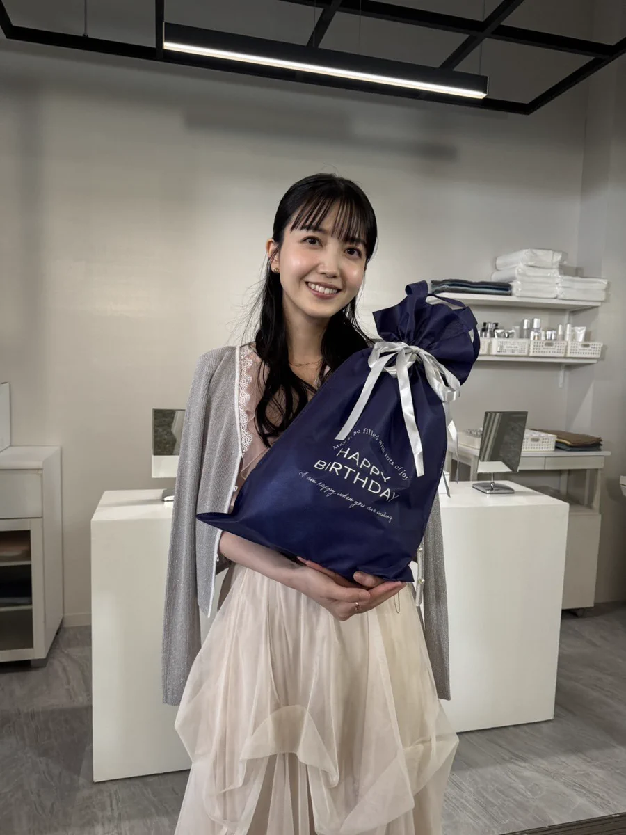未使用長期保管 襟付き アヤックス 00/01シーズン 100周年 アウェイ あ や め on X: 
