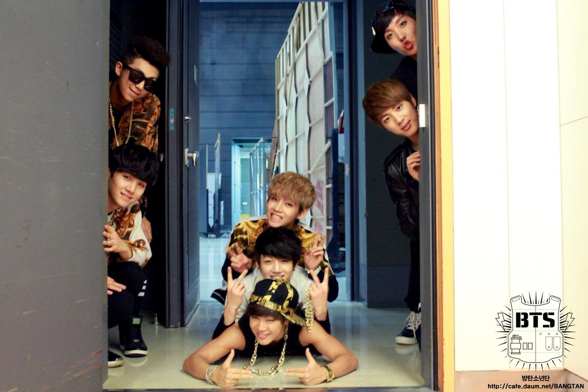 Qoo7613RJ's tweet photo. いい歳の重ね方を見せてもらえて、オタク大感謝

#BTS #방탄소년단 https://t.co/VF8CTDGCjV
