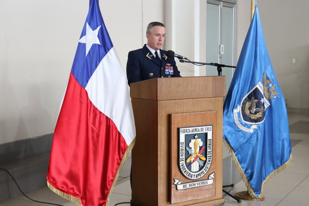 FACh_Chile's tweet photo. 77 años de labor al servicio de los sistemas de armas #FACH conmemoró la División de Ingeniería y Apoyo Sistemas de Armas, unidad responsable del soporte técnico y logístico que contribuye directamente al alistamiento operacional de la Institución. https://t.co/gC7ecEtcS7