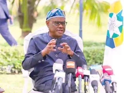 MichaelIfeukia's tweet photo. Wike speaks:
“I said, ‘Ah, in any case, did I reach any agreement that, look, now that we are supporting Mr President, PDP will not have any candidate anywhere?’”
He also addressed reports of a disagreement with Imo Governor Uzodinma:
“The governor of Imo State knows the support I gave to him very well.”
On 2027 and supporting Tinubu:
“I’m not a threat. My concern is, I will support Mr President. If you watch what’s happening today… peradventure anything happens and Mr President fails, I will be the first politician that Atiku, Obi will hunt for his head.
I will be the first politician. I challenge anybody. So, I won’t make that mistake, to be sleeping to see the President lose his election. No.”