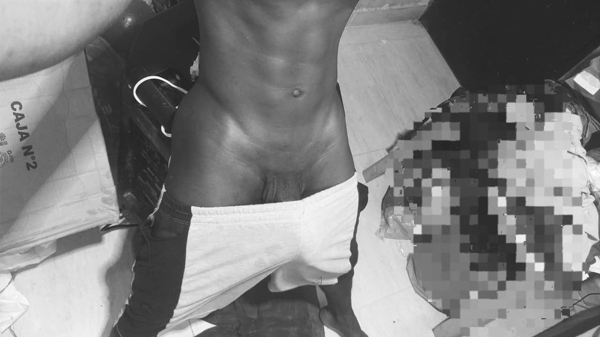 Carlitosvi2o's tweet photo. Uff lo mas lindo de mi es que soy acuerpado y con la verga grande 🥵🥵🥵 https://t.co/tY3C0LeK4j