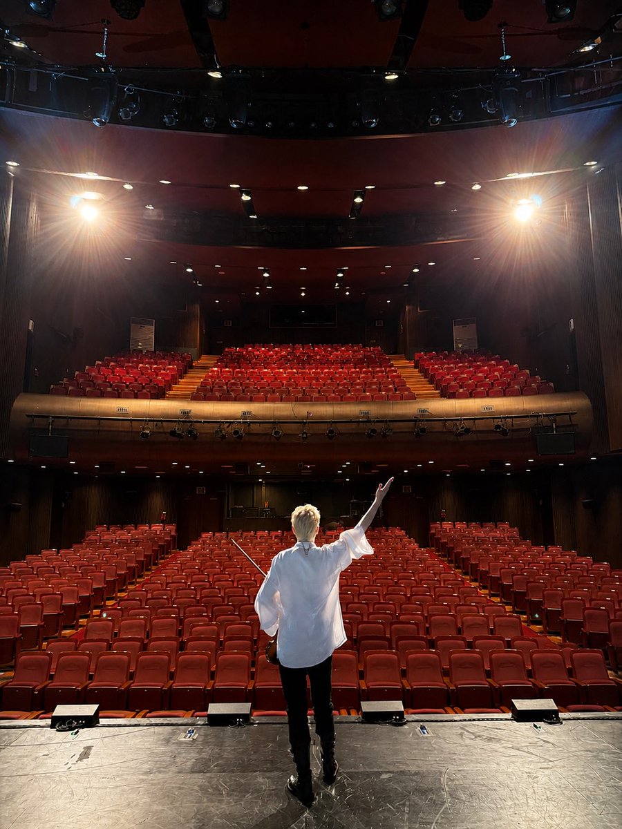 nuevoKoN's tweet photo. 2026 뮤지컬 파가니니 삼연을 모두 마쳤습니다
파가니니를 사랑해 주신 여러분들이 계셨기에 마침내 파가니니는 영원히 피어날 수 있게 되었습니다

올 여름, 6월부터 8월까지 저와 한마음이 되어주셔서 행복했어요

마지막으로 KoN콘 파가니니를 사랑해 주신 여러분께
진심으로 감사드립니다 🙏🎻👼 https://t.co/FqjYEDpA22