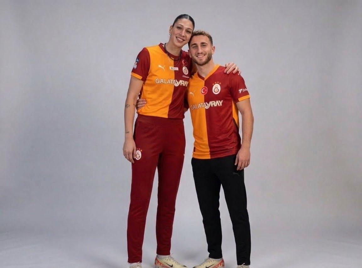 korvealns's tweet photo. Yanyana gelseler muhtemellen şu şekil olurlar https://t.co/5NNKWdtvD5