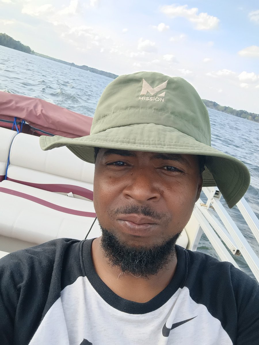 TangTooReal2's tweet photo. On A Mission On The Water 🌊 https://t.co/X3MAmuSkWO