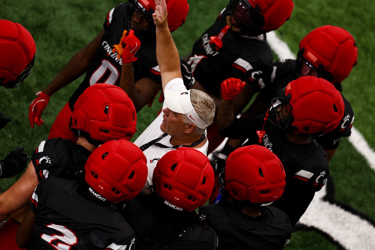 GoBearcatsFB's tweet photo. The time is now https://t.co/XcUXL2KP4b