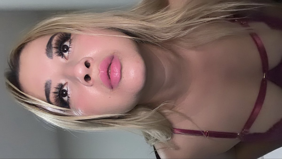 _lauramirez's tweet photo. Hola quien está aquí? 🔥 https://t.co/D8FZXTaHS1