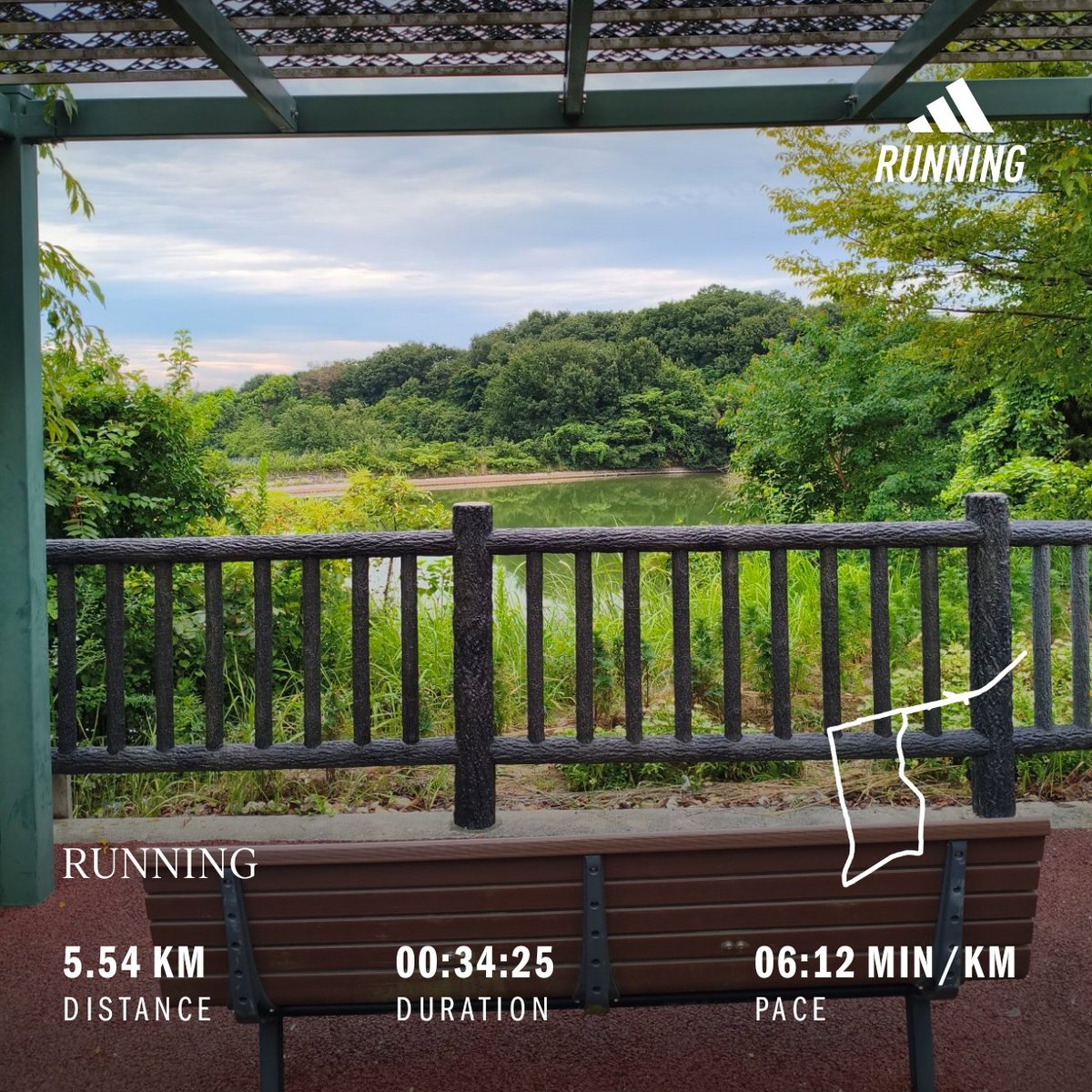 tsukimaron's tweet photo. 通勤前の朝ラン🏃
軽めにノンビリ、フォームだけ意識して。今週末は鳥羽へ旅行の予定が雨予報☂️プールとかにするつもりだったけど、どうするか考えなきゃ💦
#朝ラン #ランニング #running https://t.co/NeY7p488I5