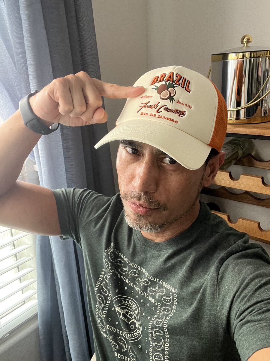tjandthings's tweet photo. World Coconut Day! 🥥 #coconut #coconuts #dailyholiday #holiday #hat https://t.co/Hrx4C0Ul1G