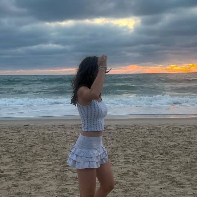 iluvb0baaa's tweet photo. Everything about her is just ughhh 😩 https://t.co/Kx3wx1MS7B