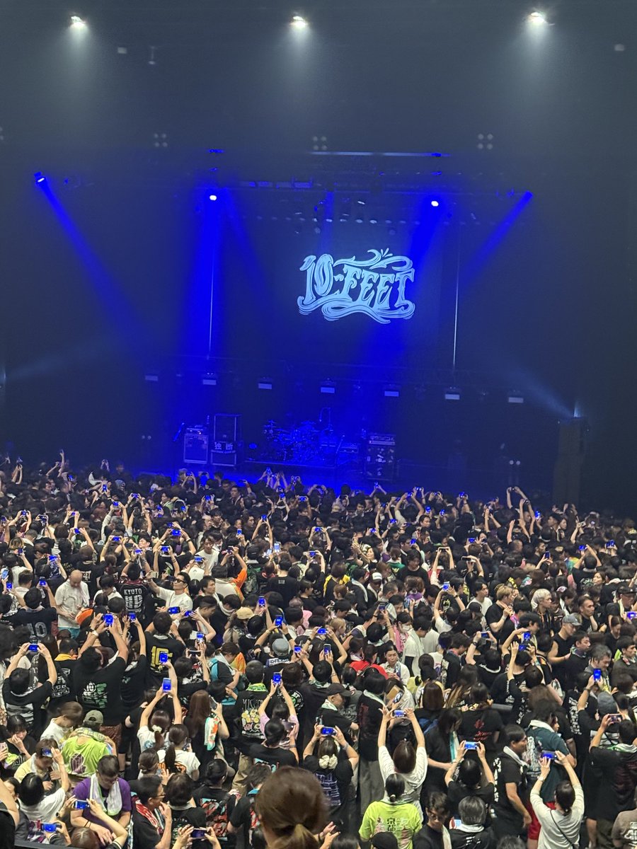 P40272548's tweet photo. 10-FEET名古屋  COMTEC PORTBASE最高に楽しかった🤣
半月板断裂で退院1週間後でのLIVEだったので弾けれ無かったけどそれでもやっぱり10-FEET最高でした。　元気貰いましたありがとうです。 https://t.co/fYzz6ipcpp