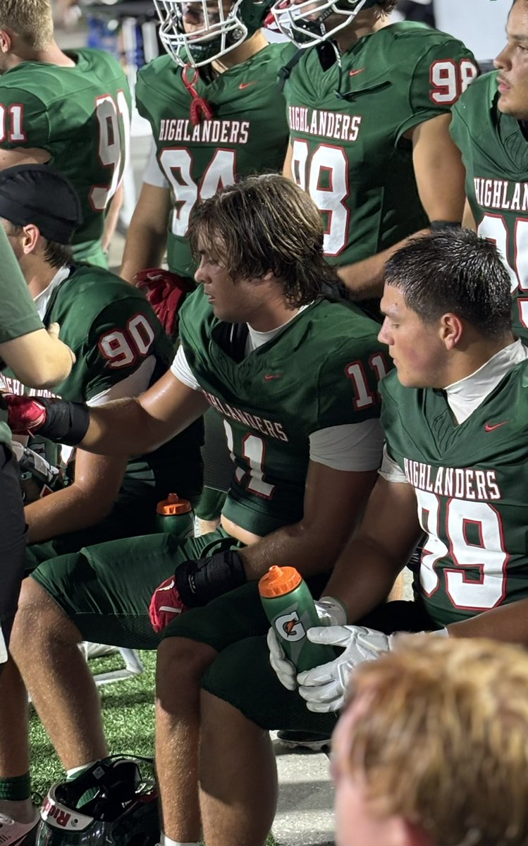 HerndonMagnus's tweet photo. On to week two.
#edgerusher #uncommitted #Sackleader #sack #athlete #multisportathlete https://t.co/FwNfWnAUnP