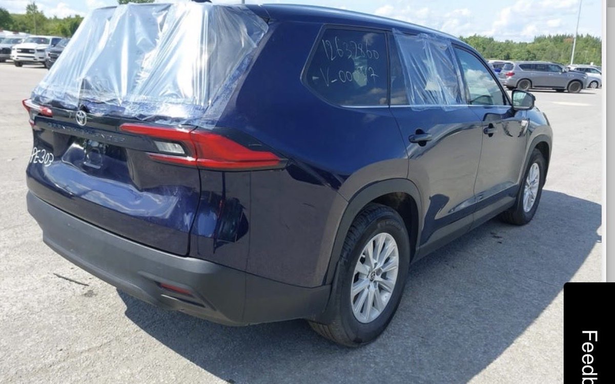 stryka_'s tweet photo. 2024 Highlander Grand Platinum 

72k miles
Engine 2.4 liters 
Leather seats 
Lane Change Assist
Apple car play and Android Auto 
367,000 GHS including Shipping https://t.co/wPdoCnLGbR