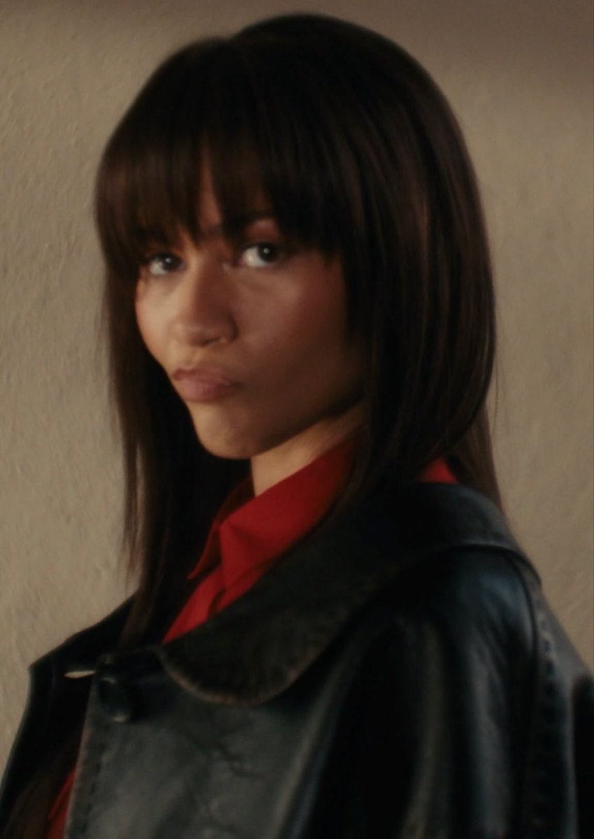 SPID3RSHANE's tweet photo. #petermj cheating smau

in which actress mj becomes a little too obsessed with the photographer she keeps hiring, despite the boyfriend waiting for her at home. https://t.co/UQ9crDxB66