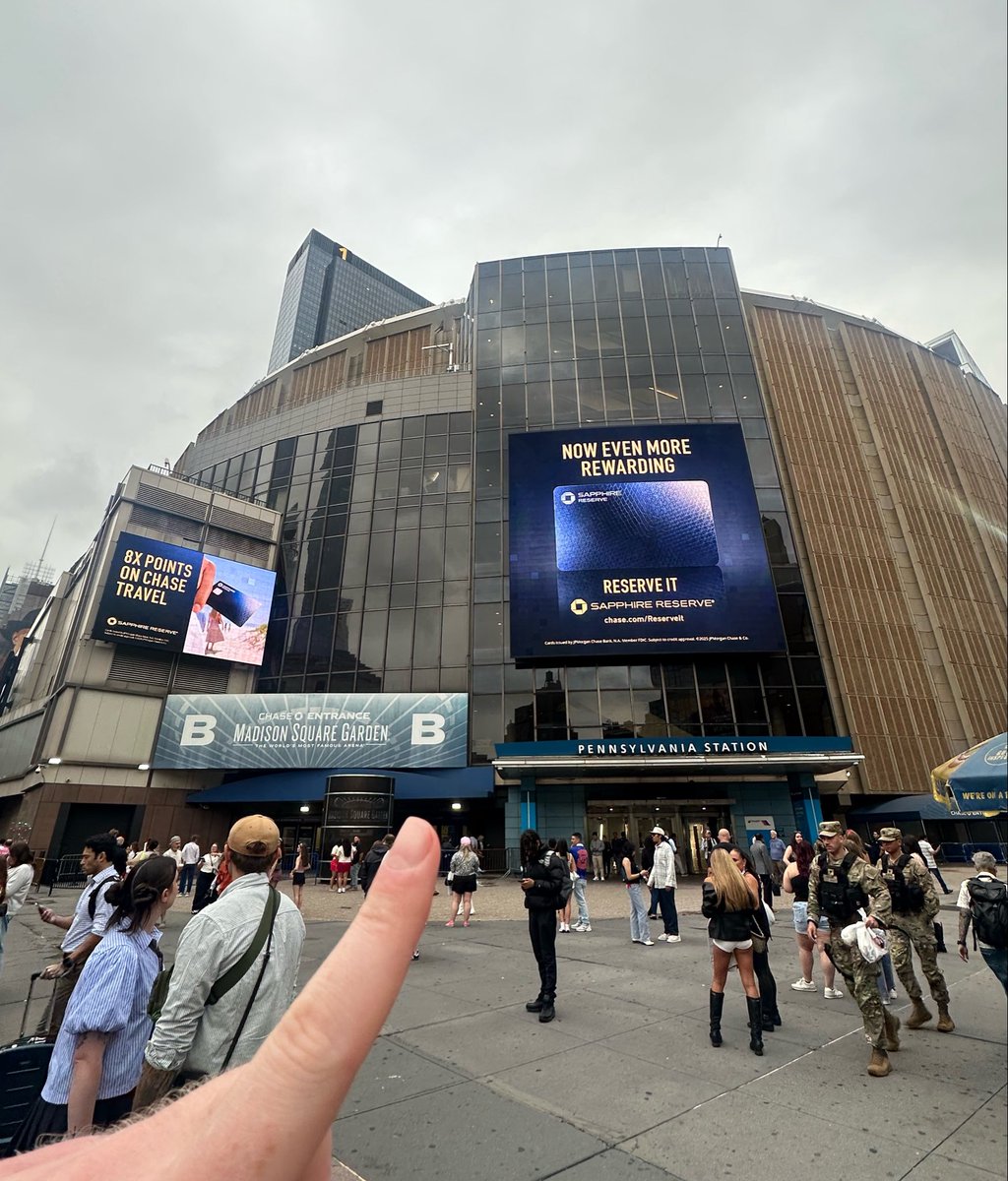 RealCGriff's tweet photo. I can’t wait for LeBron and the Sixers to ruin Ring Night at this place on October 20th https://t.co/mpZHTLDJnE