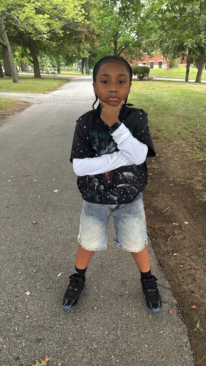 badasSteph_'s tweet photo. Mommy Steph &amp; her handsome fly boy. 🥹🩵 
First day of 3rd grade❕So proud of my boy 🏫💙📚 https://t.co/7dvOciqY64