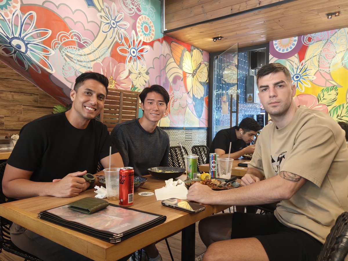 2TiAgency's tweet photo. An agent’s job doesn’t stop when a deal is done.

Staying close to players, understanding where they are and being available matters just as much.

Football is built on relationships — and trust is earned over time.

#2Ti #FootballAgency https://t.co/vx0LqQPXRA
