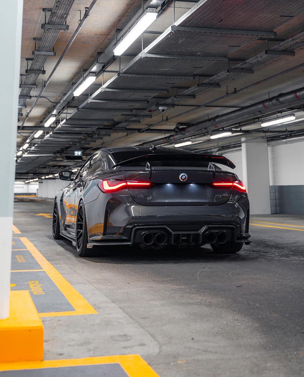 ApexDistrictX's tweet photo. M4 Competition 🔥 https://t.co/AbQg4lnAjz