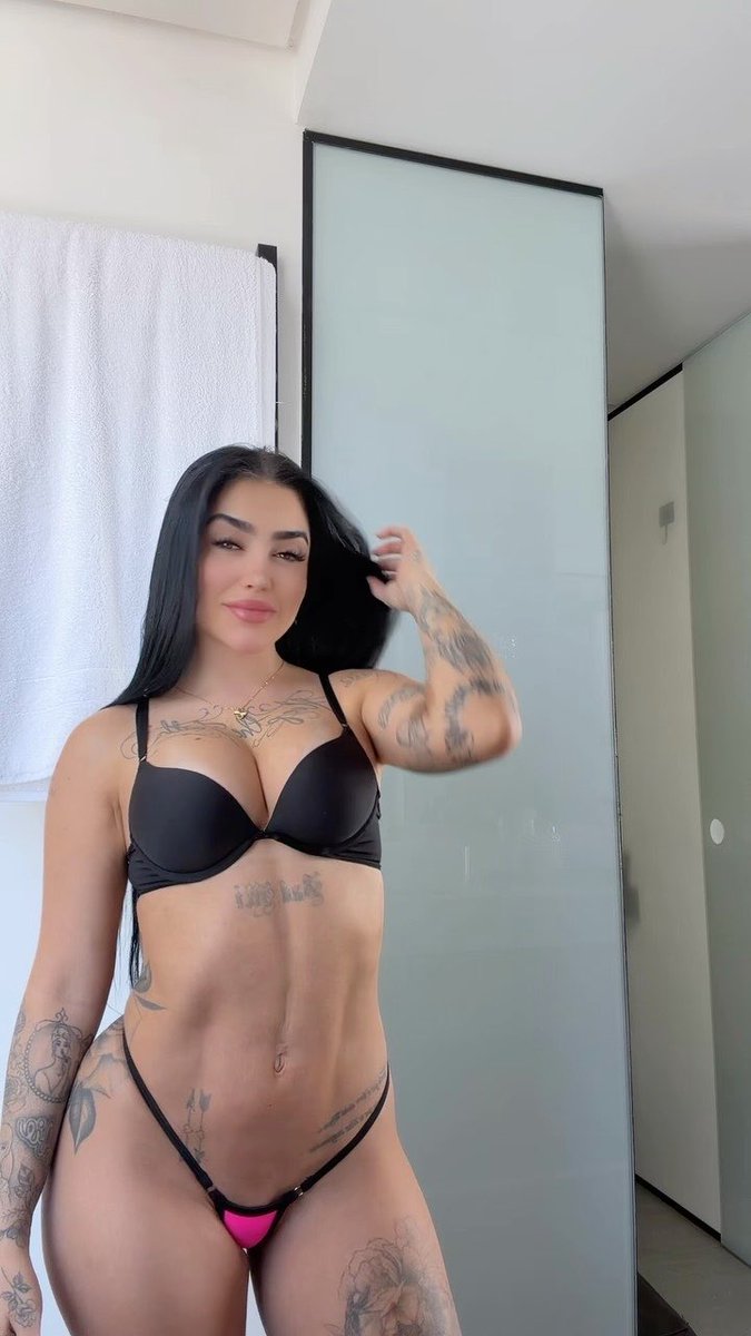xmireella's tweet photo. dancinha https://t.co/pOnRBwDFqt
