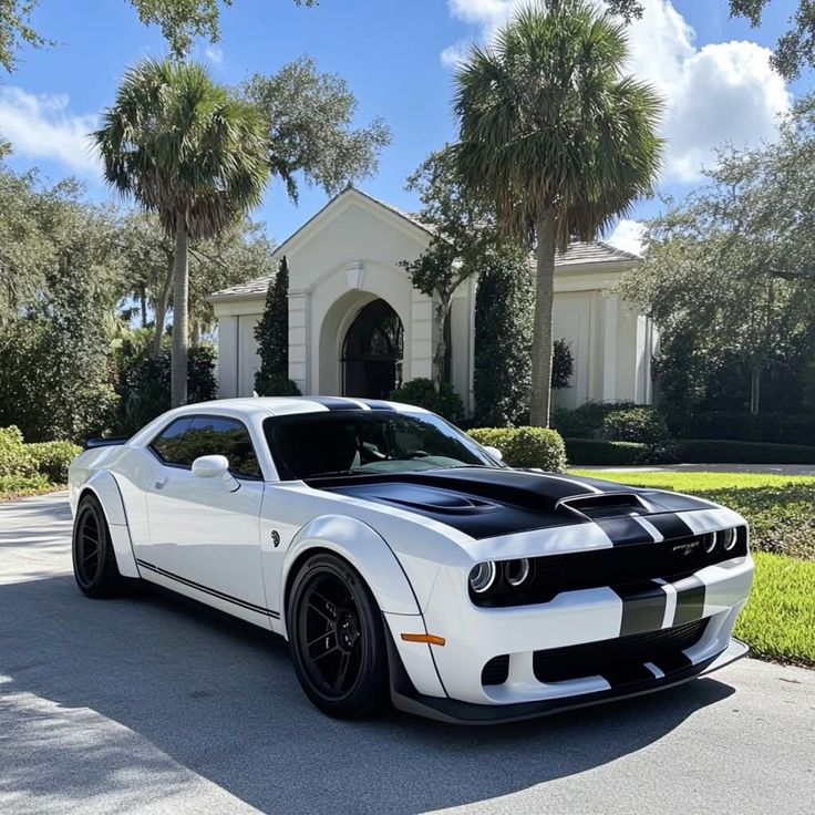 noel0717's tweet photo. That widebody stance and aggressive hood scoop mean zero hesitation when the light turns green. 🏁🔥 https://t.co/2ed5mNuPIG