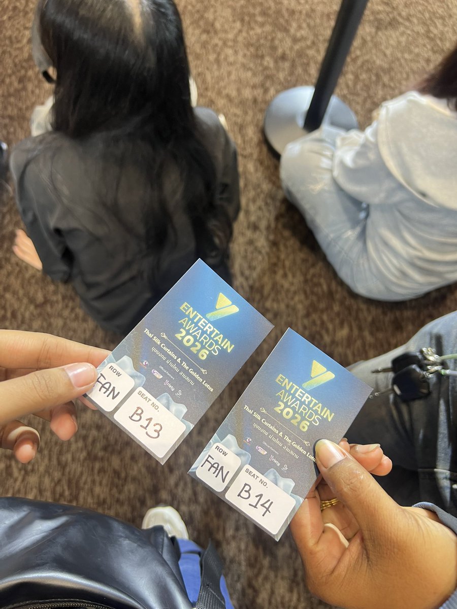 PlPlPumba's tweet photo. คุ้มแล้วบัตรเสียเงิน😂😂

#FayePeraya https://t.co/krTlsPbzq1