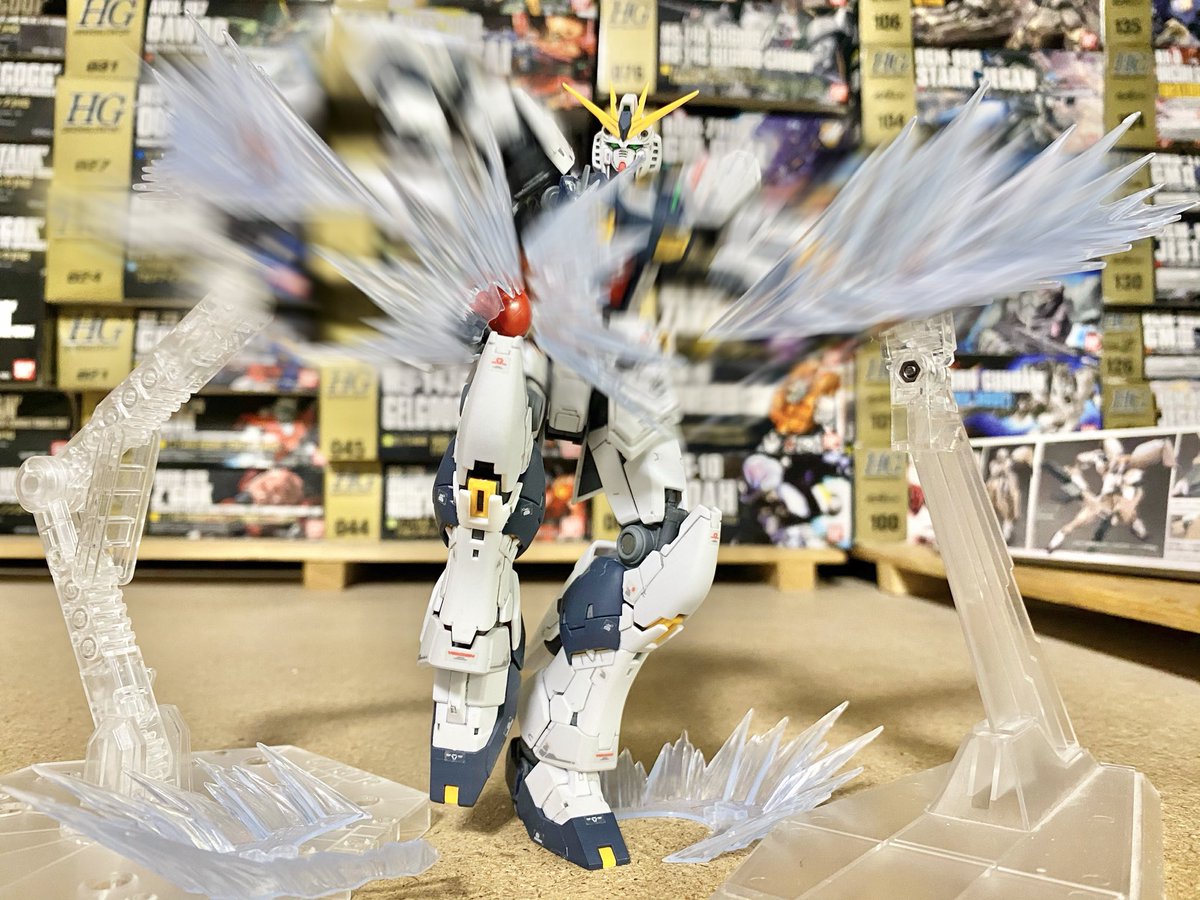 kunothisu's tweet photo. #νガンダムの日 

νガンダムは伊達じゃない！ https://t.co/5Q6sLMjjnI