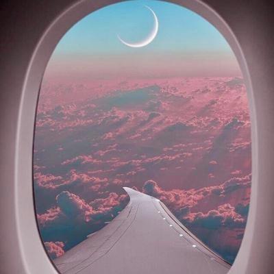 SmithRydale's tweet photo. 🌈 🚀 🌂 Wrote fanfiction for my favorite show, twisting plots into what ifs that keep me giggling. Fandom fuel for the imagination engine. https://t.co/MKQlixTpcP
