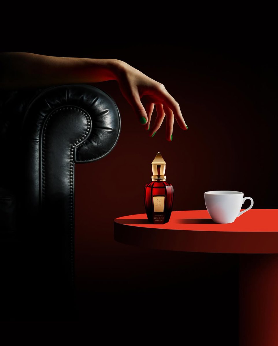 SlashTitu's tweet photo. Like the coffee beans that inspired it, Golden Green evolves over time.

The vibrant verdancy and pine-like woodiness of juniper berries give Golden Green a bright aromatic opening, elevated by cardamom and pink pepper.

Its heart radiates warmth... https://t.co/nvvMmmZgYR