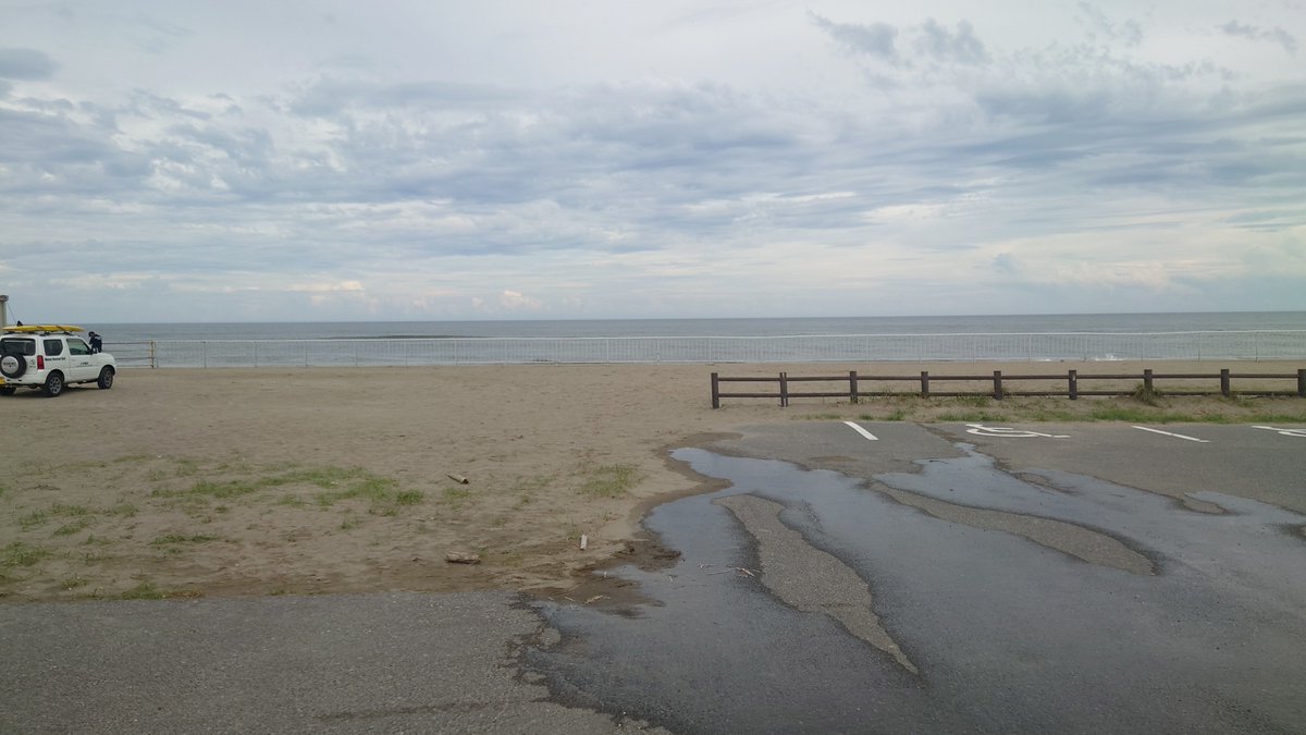 ROELmjth's tweet photo. 海来たぁ https://t.co/ESBJDuozZJ