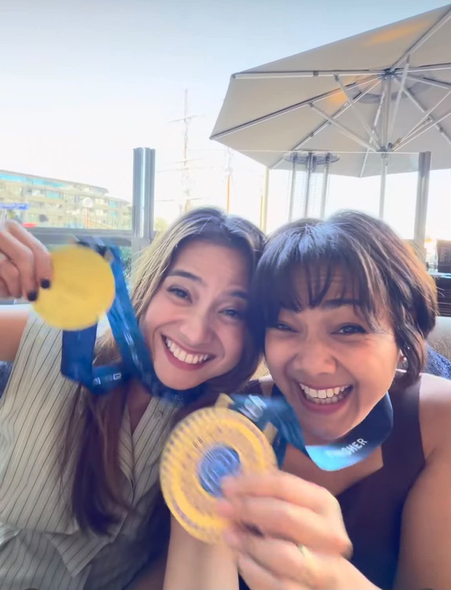 insidefolkative's tweet photo. Ceritanya reuni Luna sama Rachel jadi marathoner life after break up ditinggal Farel 😂😂😭😭 https://t.co/RoKuIJWQs3