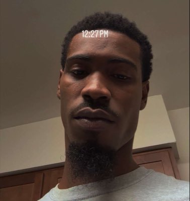 1900Grimey's tweet photo. #NewProfilePic https://t.co/Zwp2j1kdK8