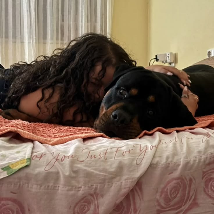 charlotteb74590's tweet photo. Watch me get knotted live on telegram 🐶😍👀 click on the link to join my K9 premium channel to watch me get knotted https://t.co/zEOsbxhpt2 

#zoophilia #beast #dogknotting #dogsex #knotty #dogpill https://t.co/n6dp5Fu3Dl