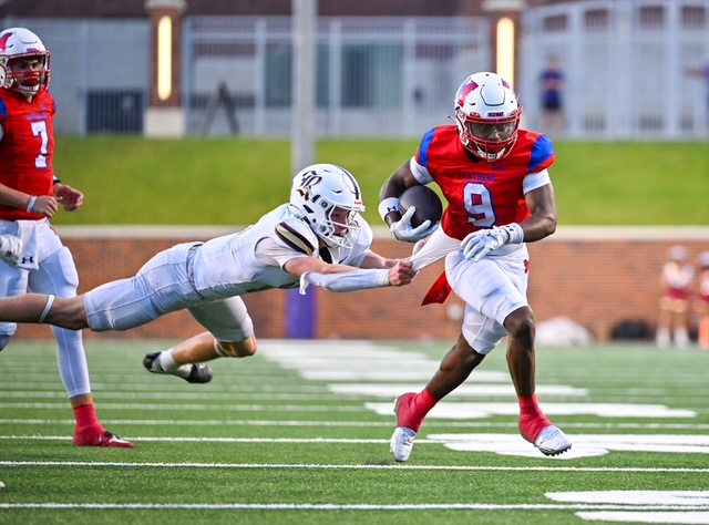 JeydenVonn's tweet photo. It feels great to start the season 1-0. Next up is Aledo this Friday! https://t.co/n6jq2721Pu