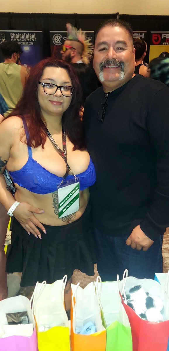 shaymus_69's tweet photo. Check out and follow  @nik0823's new Twitter/X account. Great meeting you this year at @AEexpo. #AVN #AVN2026 #AEexpo #AEexpo2026 https://t.co/zLT5uotyEe