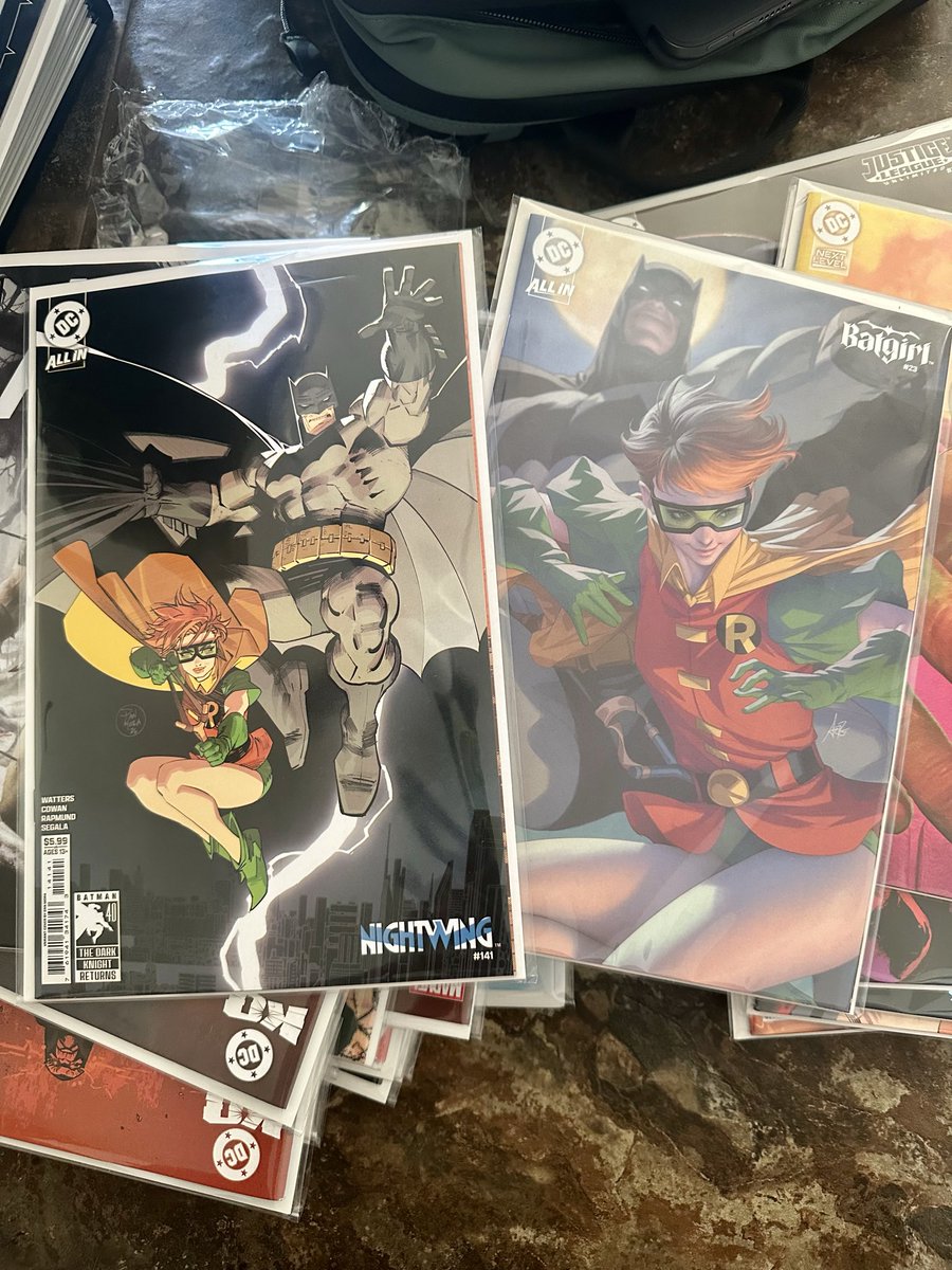 ChonchiCollects's tweet photo. But wait! 

There’s more ‼️‼️

#DC #Comics #Batman https://t.co/5y63kvtlGc