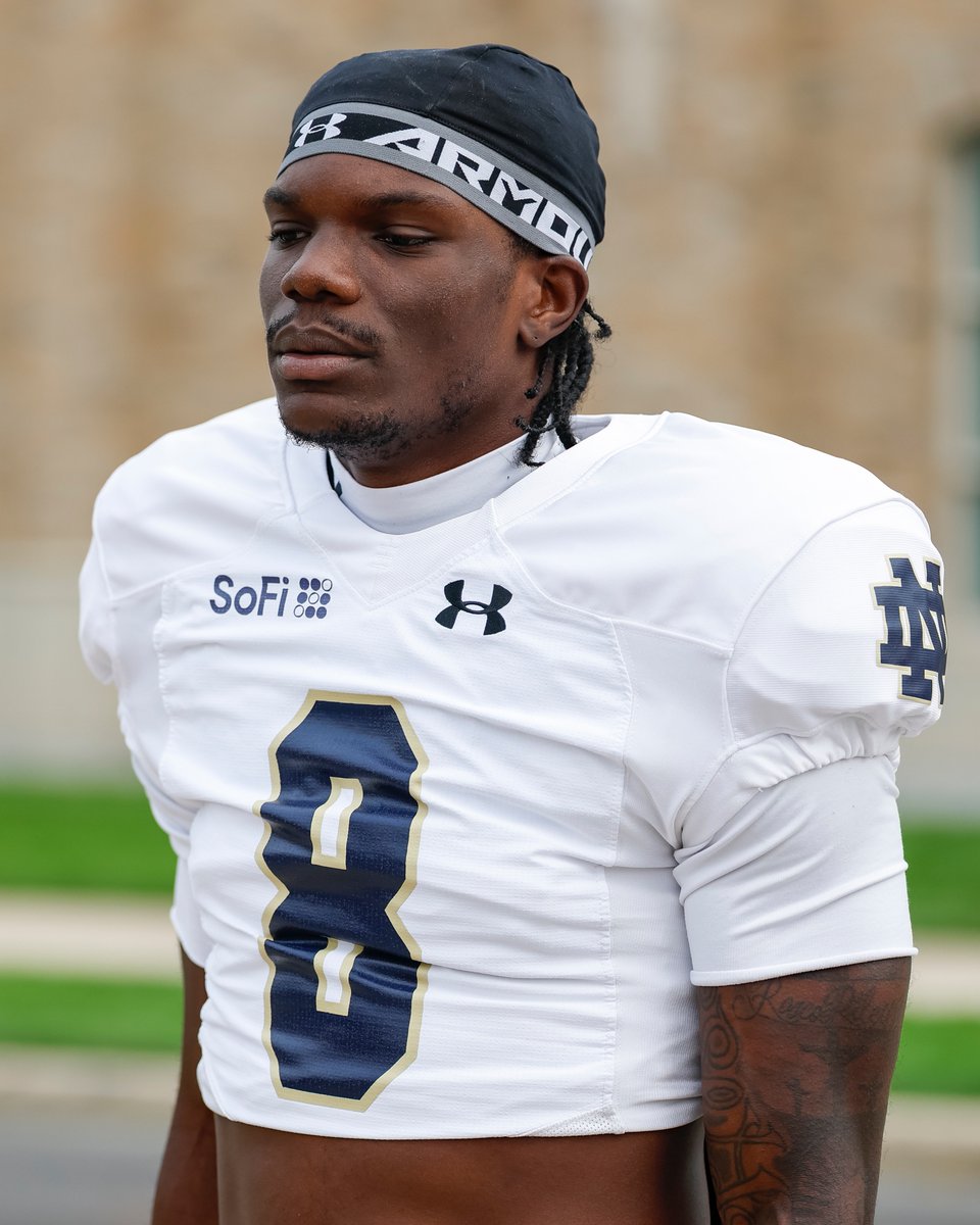 jacksoble56's tweet photo. Adon Shuler is playing Sunday. His dad would be mad if he didn't.

Just 48 hours after announcing the loss of his father, Shuler rejoined his team feeling inspired by the life he lived.

"Blessed to have the 20 years of my life with my dad."

Free story: https://t.co/AQxbqffXw4 https://t.co/tWFJkBNelu