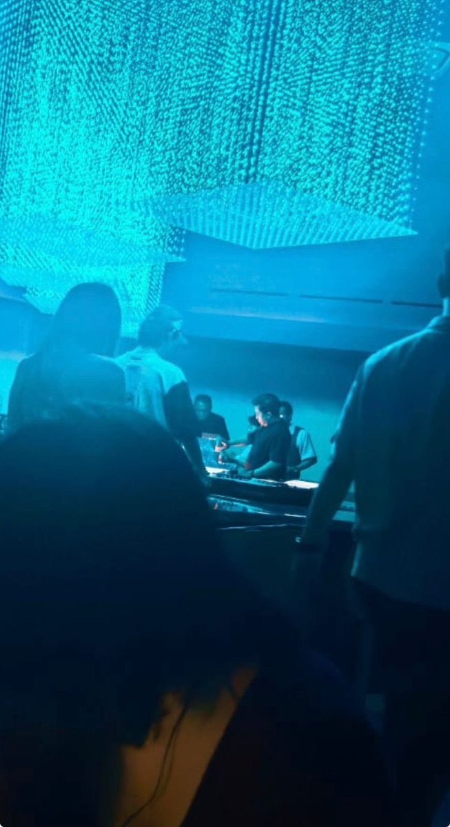 XY41eye's tweet photo. @prastow Pak Pras, tolong tertibkan wilayah tirtayasa kebayoran ada night club Social Oyster ug beroperasi sampai dini hari padahal ini zonanya R2. Sdh diperingati tapi melanggar terus. Tolong pak, ini mengganggu sekali. https://t.co/B1FgqBADZq