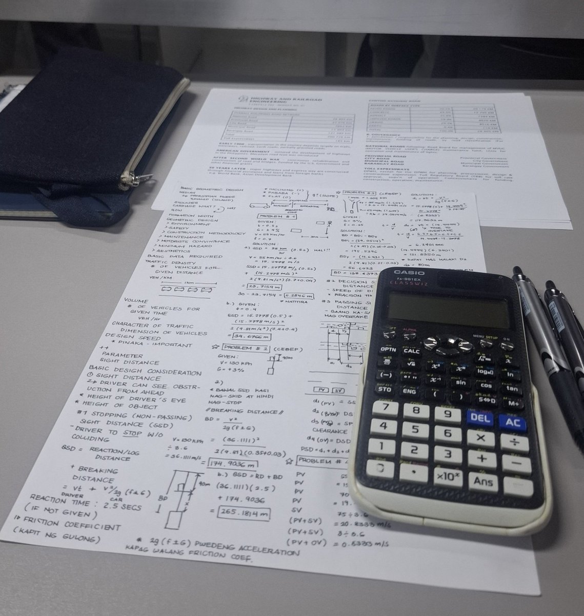 reishoooo_'s tweet photo. ak lamba natatakot mabunot sa index card ni engr. #studytwt https://t.co/SDbwyiPOd6
