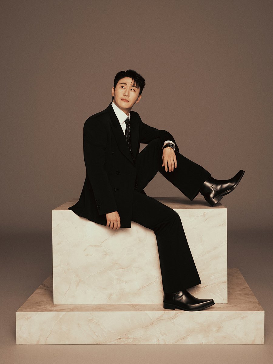 kbsworld_enter's tweet photo. 영탁,
앨범‧콘서트부터 예능까지 ‘팔방미인 탁’!
‘벌벗사’→‘슈퍼맨’ 방송가 종횡무진! 만능 엔터테이너 행보!
메소드 연기 ‘일당백’ 활약! ‘인간 박영탁’ 매력 표출!
오는 15일 정규 3집 ‘GOGO’ 발매 → 단독 콘서트 ‘TAK SHOW5’ 개최!
12곡 중 11곡 작사‧작곡‧편곡 ‘히트곡 메이커’ 역량 기대!

[사진제공 : 어비스컴퍼니]

#영탁 #YOUNGTAK