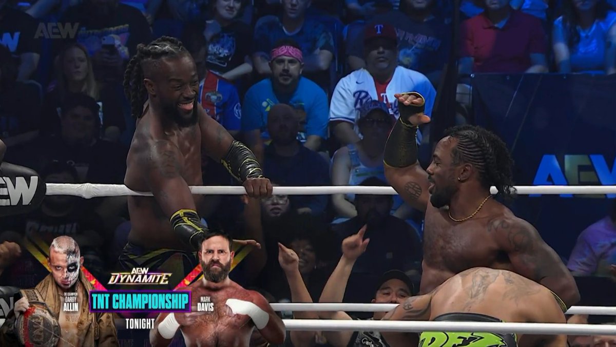 SeanRossSapp's tweet photo. Wild to imagine Austin and Kofi on AEW Dynamite https://t.co/8UCz9qIha1