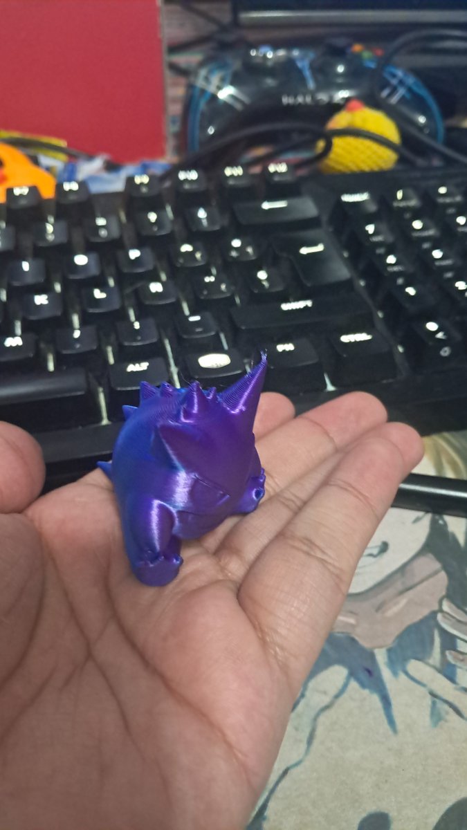 Scoxta_2AM's tweet photo. Ay que lindo mí gengar en 3d que seguro me causo problemas respiratorios por los micro plásticos, tengo que aprender más sobre calibrar e imprimir mejores cositas https://t.co/NwB49oFhlE
