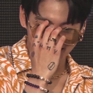 koonimies's tweet photo. my koobi who have the biggest hearts and most love to share out of anyone in the whole world https://t.co/6TrUIKTit8