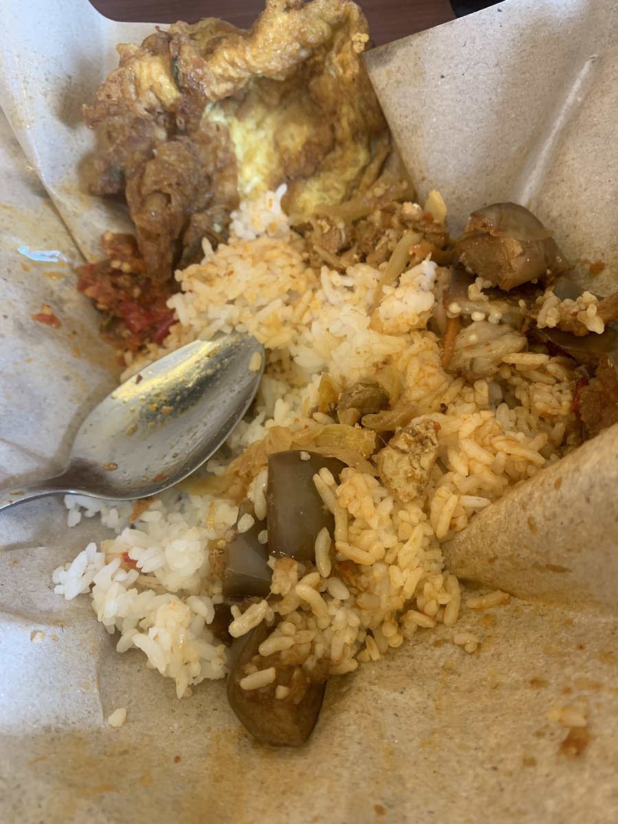 TravelerHot10's tweet photo. Selama Masuk Jawa Harus Trima Apa Adanya Klau Mkan Bukan Krena Tak Mampu Tpi Krena Rata2 Blum Dpat Yg Sesuai Selera🥲 https://t.co/bZxYIDk2v3