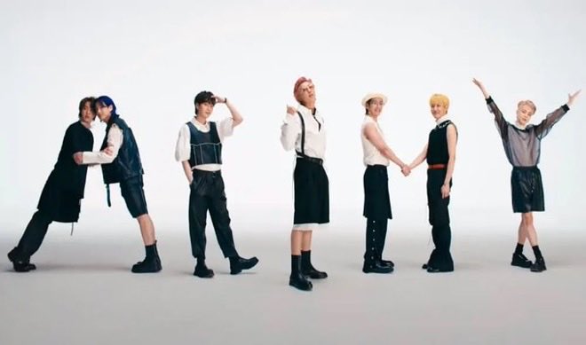 acervobangtan7's tweet photo. GENTE O HOSEOK?????? https://t.co/sUkm6ppeVT