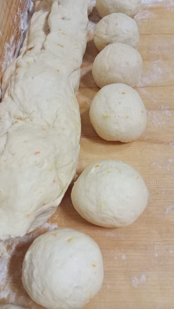 MeryJohose's tweet photo. 🇨🇱 Nada como el sabor del sur: mis chilenitos de campo con su buen betún, hechos con mis propias manos. 🌾🧁

Disfruta Pajaritos  Travel Sale https://t.co/ip8xRpnsjF