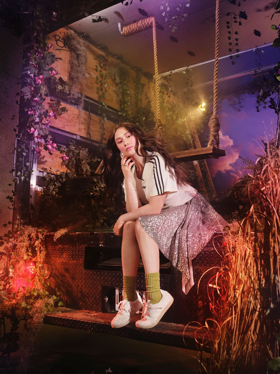 SanaSeni's tweet photo. Lola Tung for Footlocker x Adidas. https://t.co/wdPCy62XR4