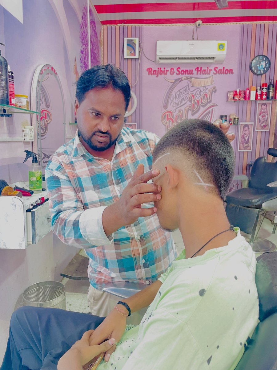 ninini1's tweet photo. RajBir Hair Salon for expert styling, sharp cuts, and a fresh new look. https://t.co/WjPZMmqhrG