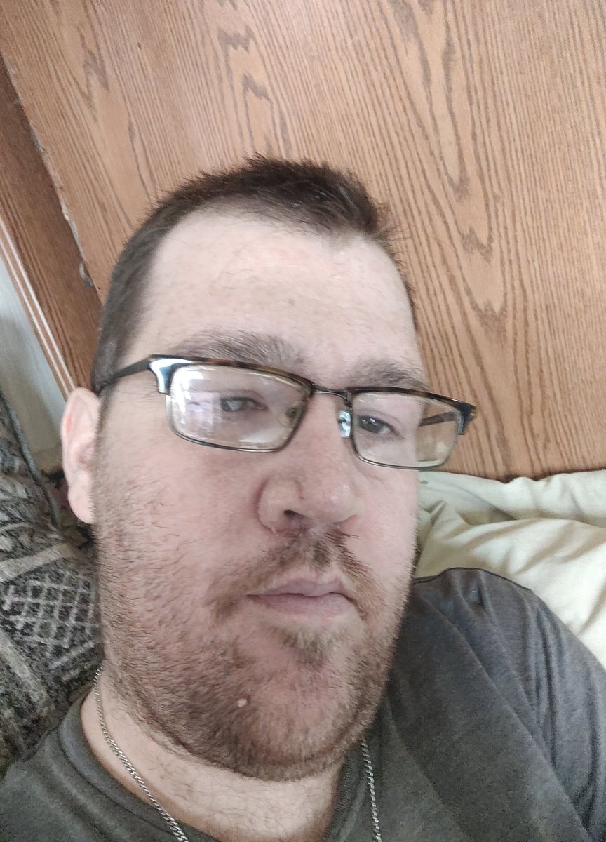arrowlee4700's tweet photo. Got a haircut today https://t.co/iWqrVcXd7p