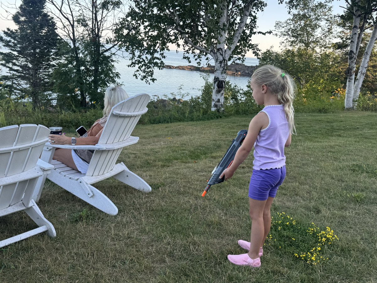 johnkriesel's tweet photo. Arrived at the North Shore and Chloe is sniping flies with the Bug-a-Salt. https://t.co/bmV9fuTYh1